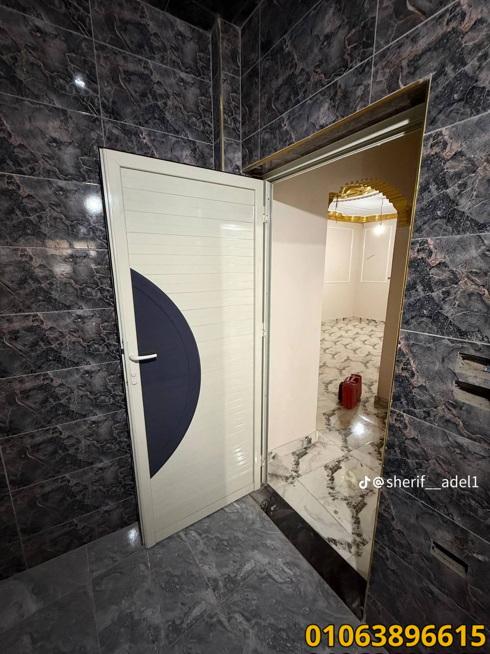 أبواب الحمامات باشكال جديده وعصريه 01063896615